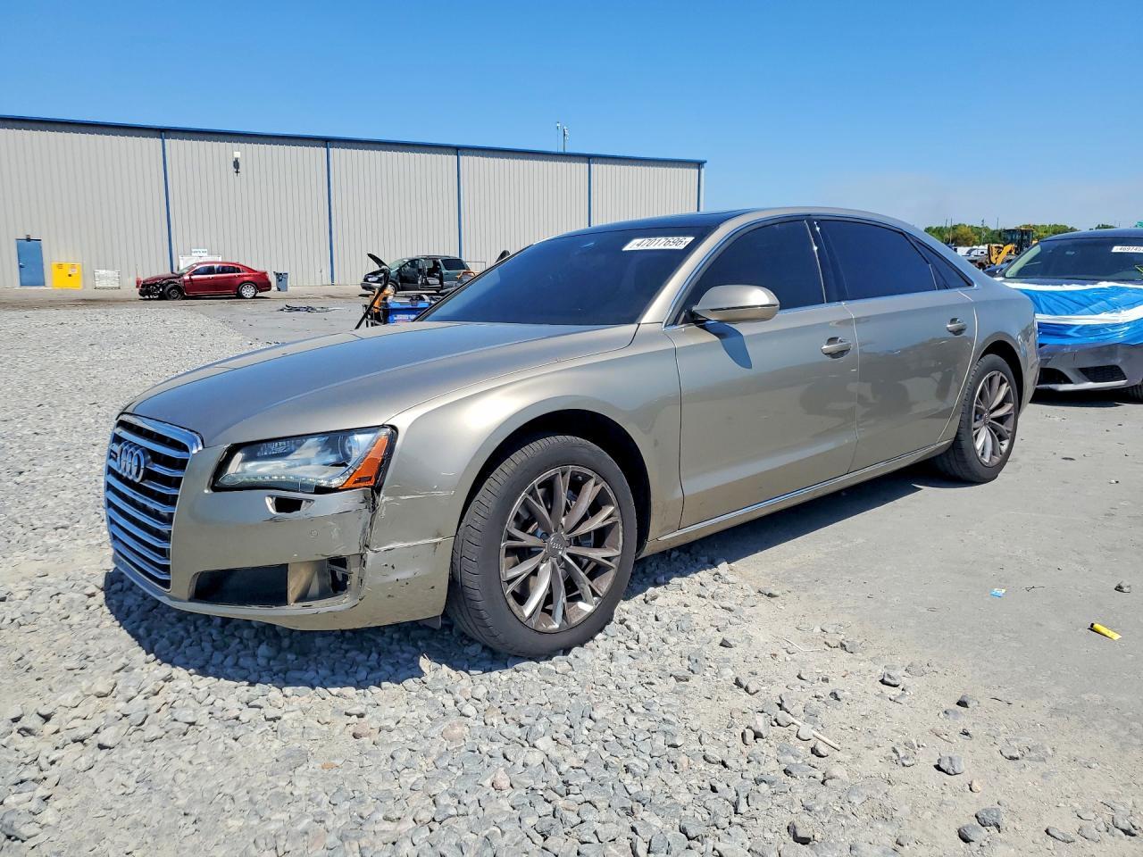 2014 AUDI A8