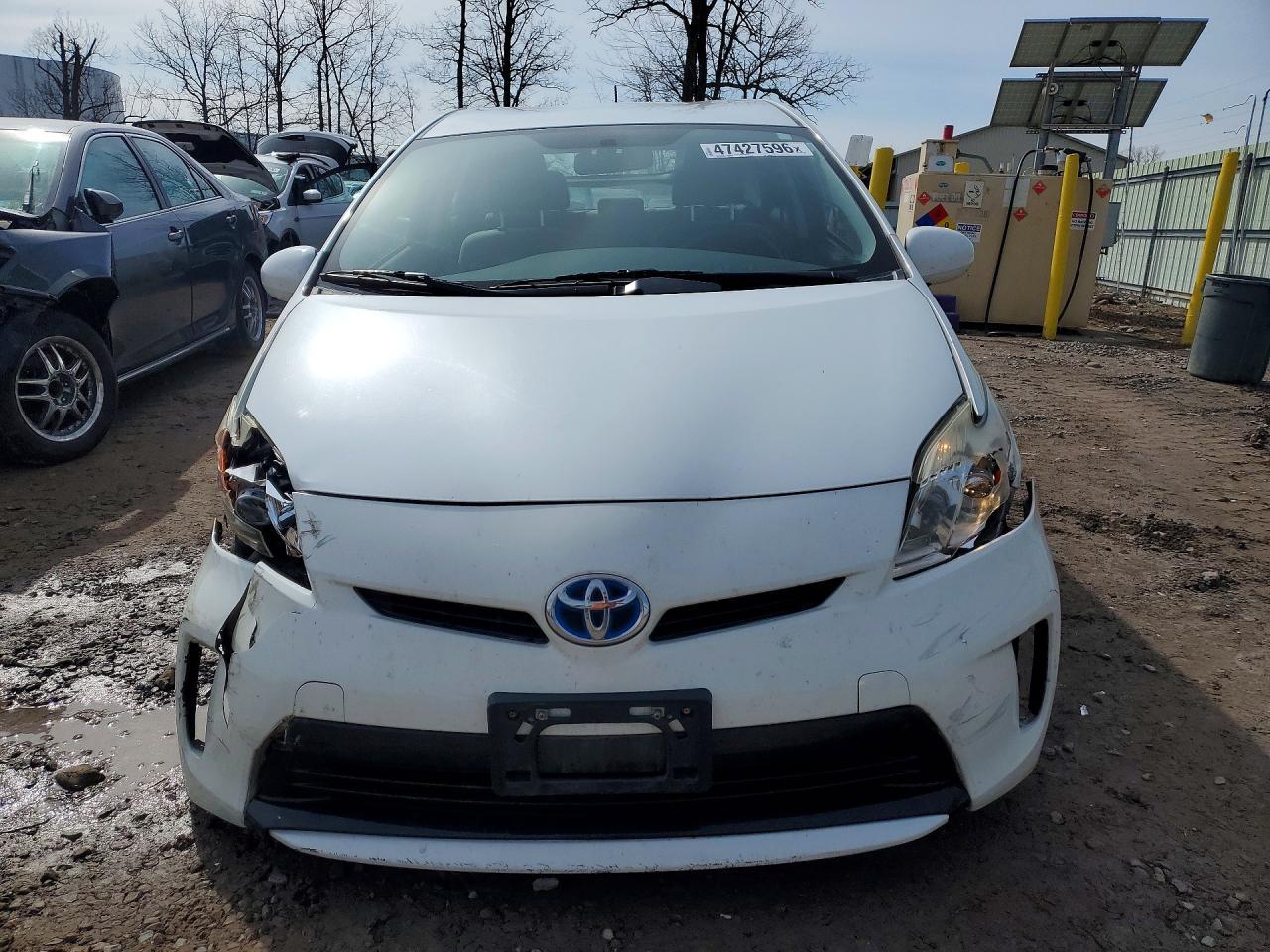 2015 TOYOTA PRIUS