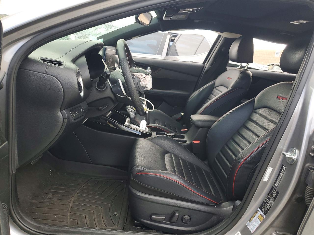 2023 KIA FORTE