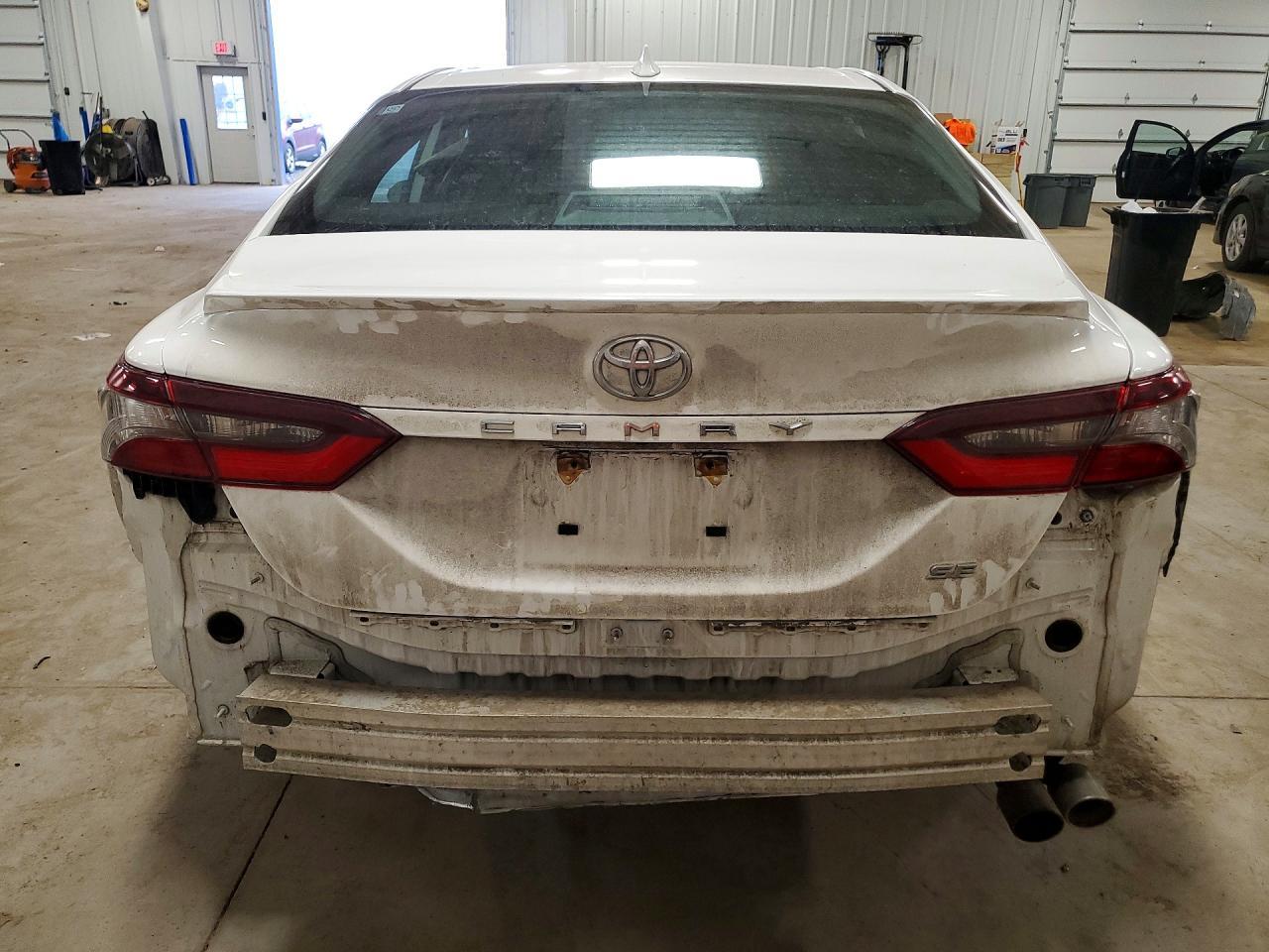 2022 TOYOTA CAMRY