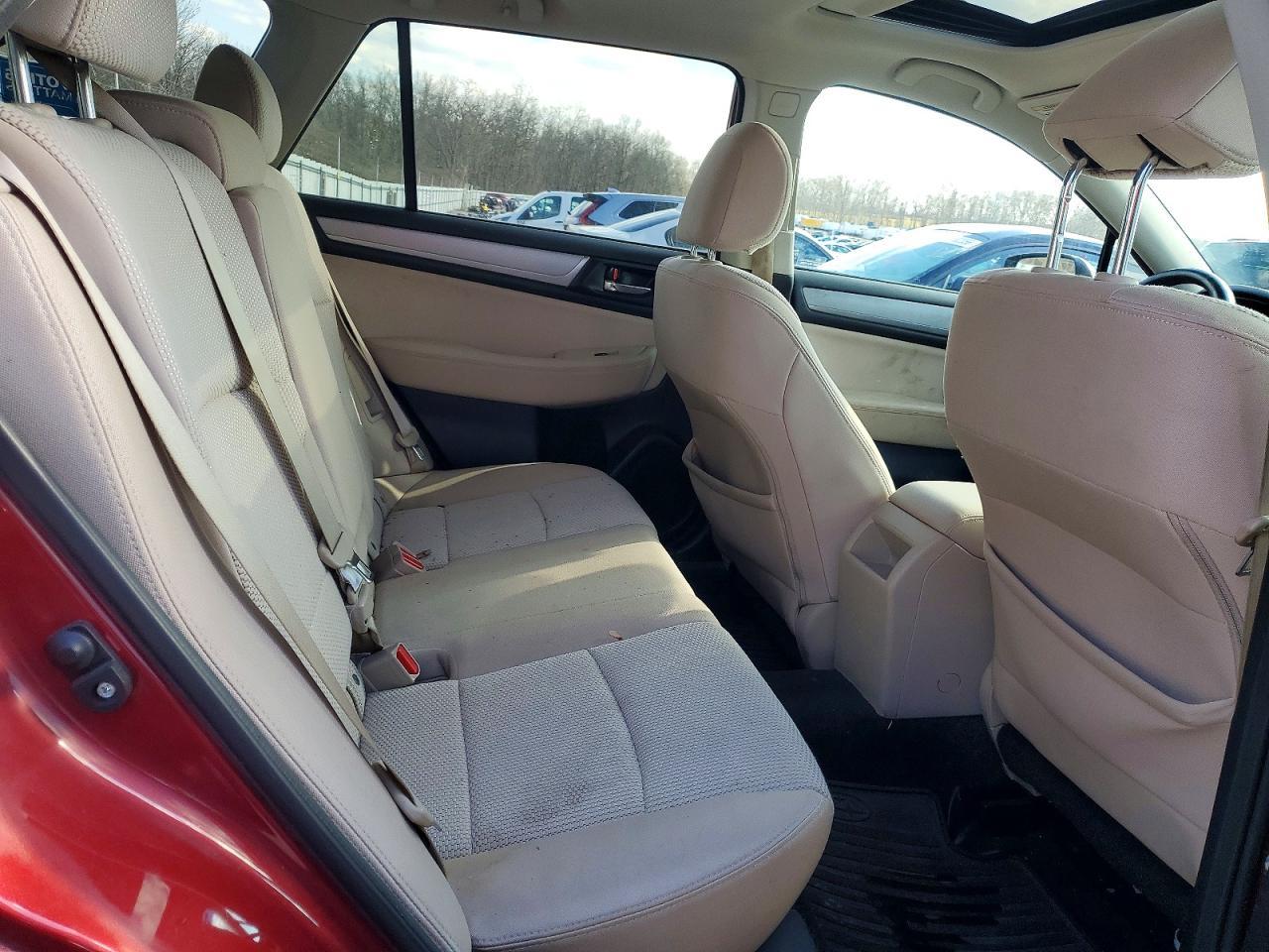 2015 SUBARU Outback
