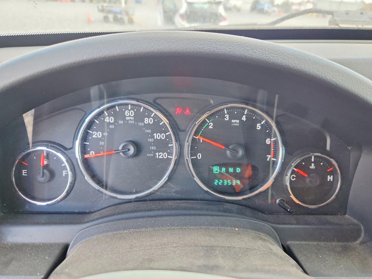 2012 JEEP Liberty