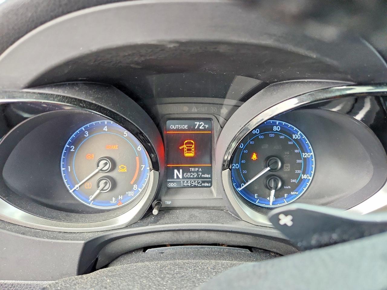 2014 TOYOTA COROLLA