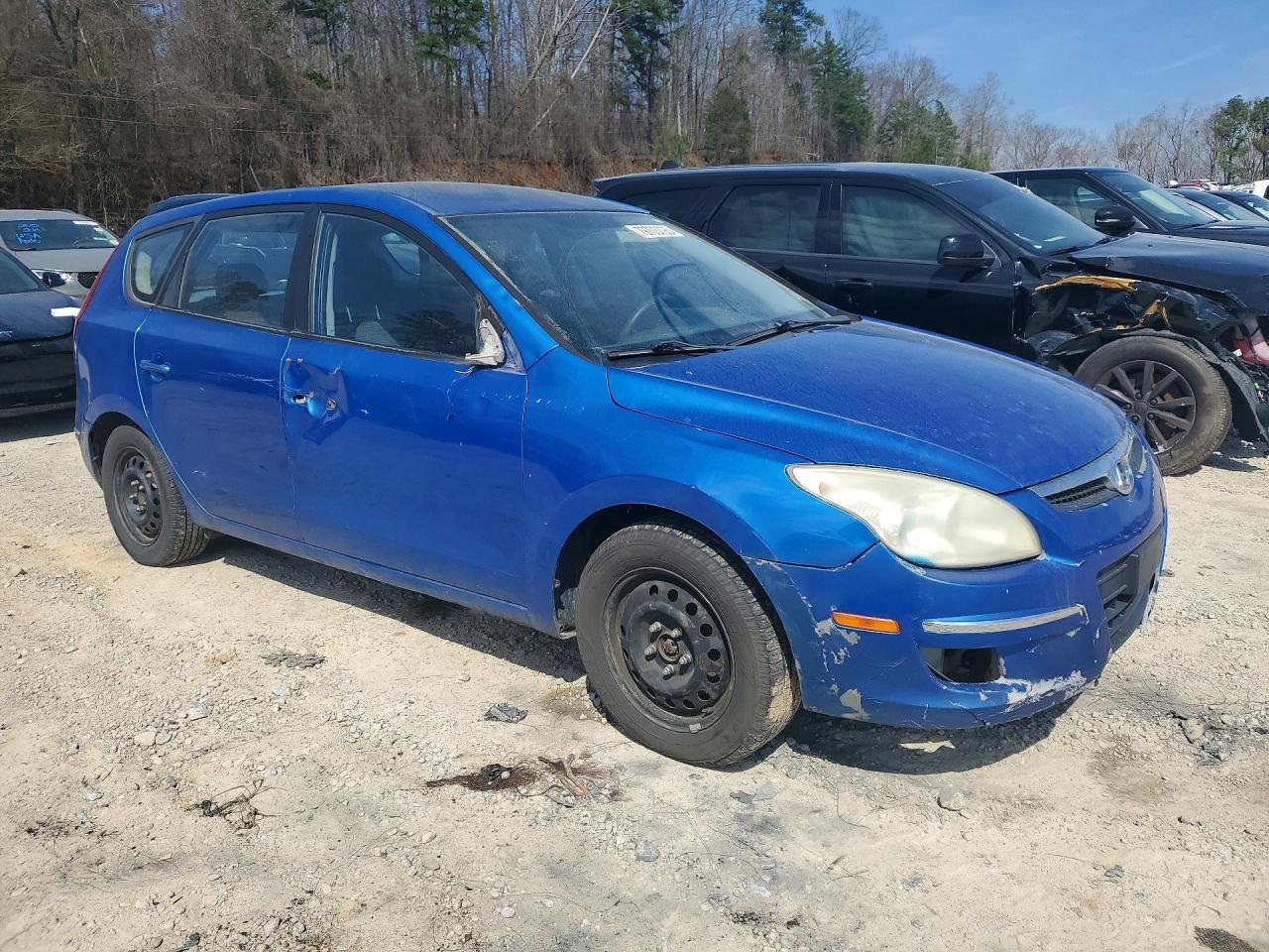 2011 HYUNDAI ELANTRA