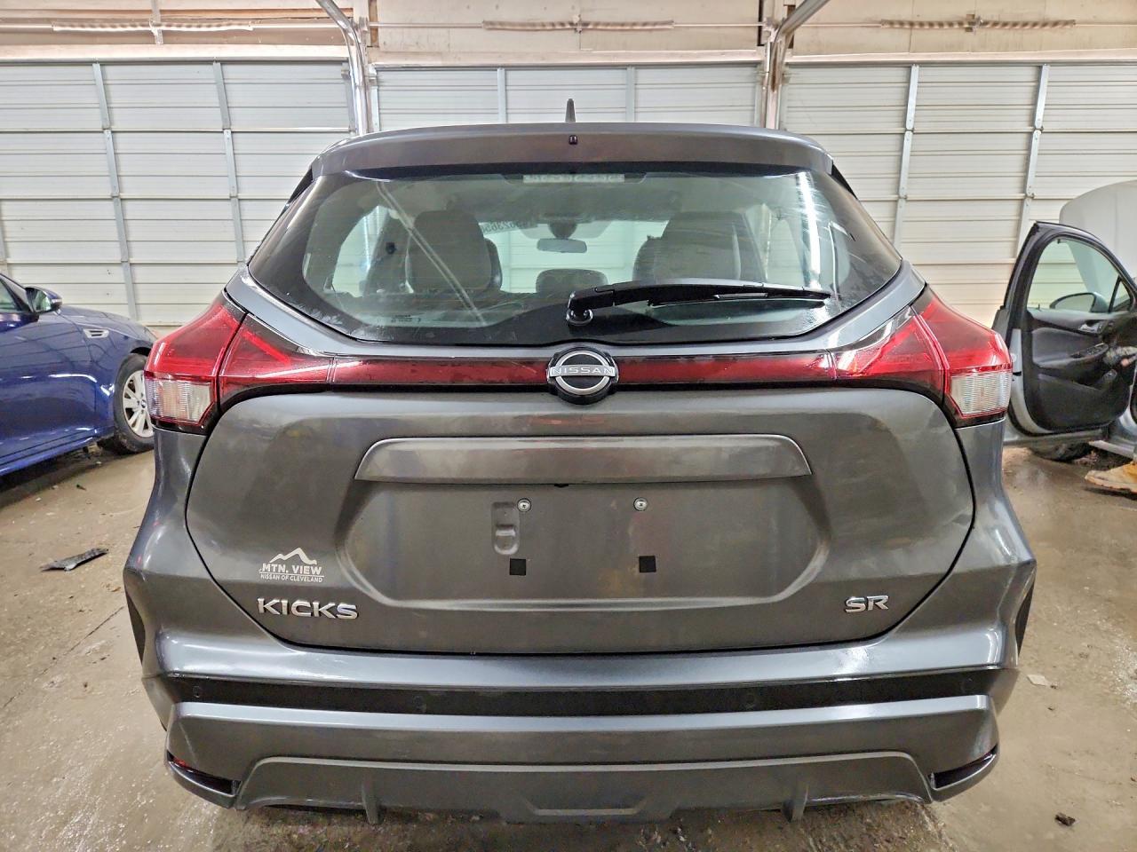 2023 NISSAN KICKS