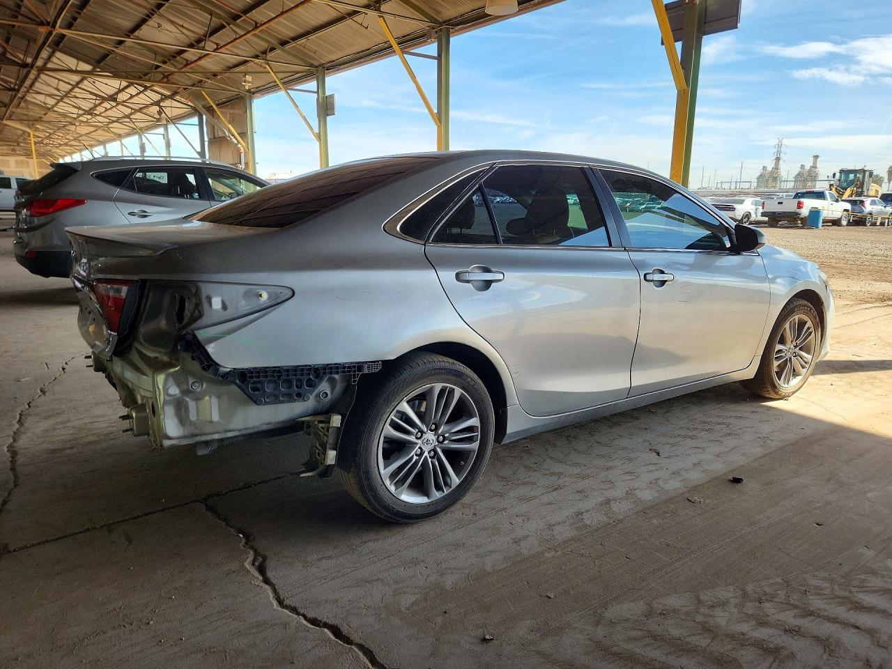 2015 TOYOTA CAMRY