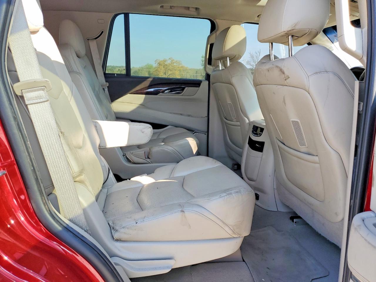 2015 CADILLAC ESCALADE