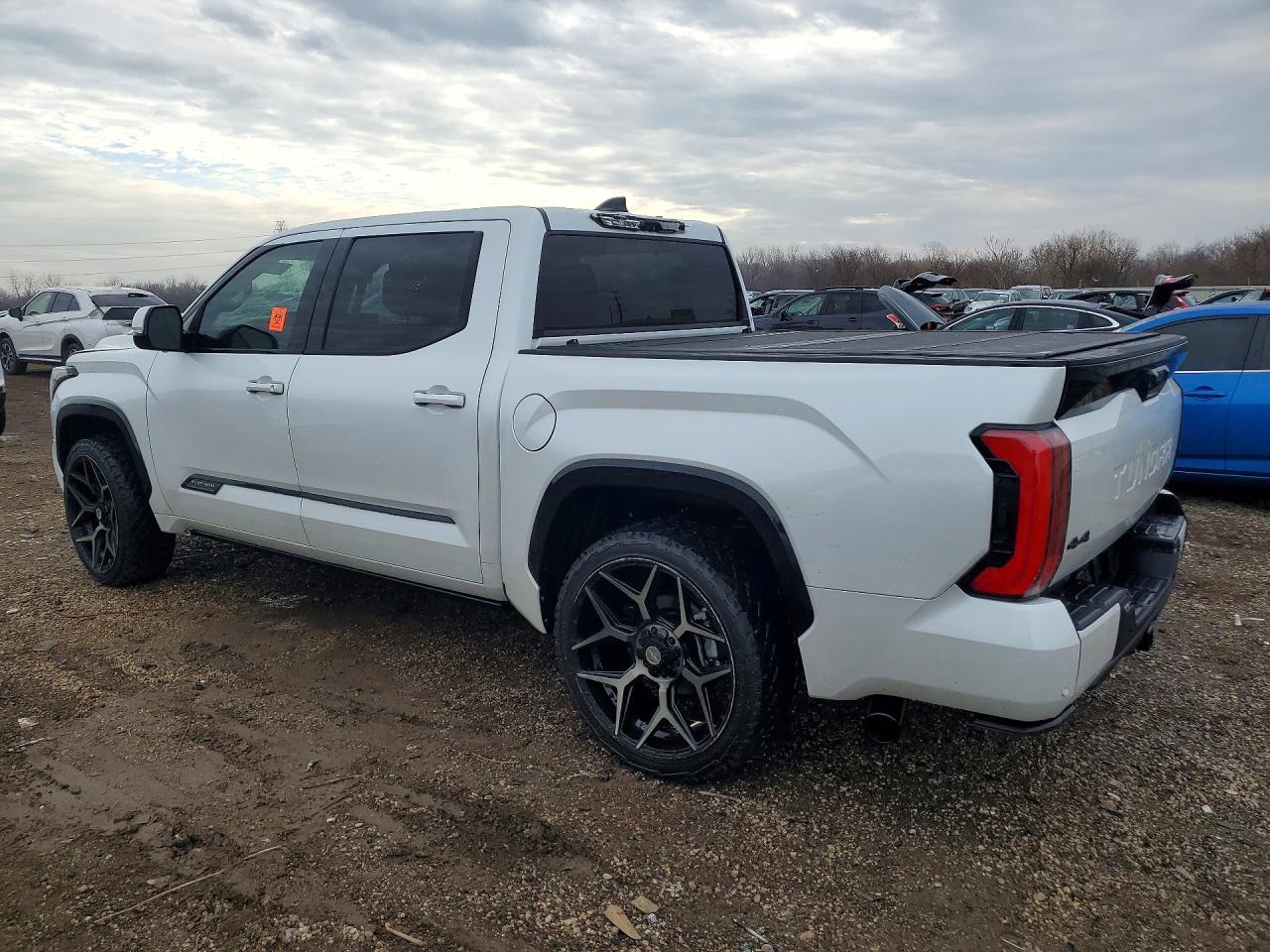 2023 TOYOTA TUNDRA