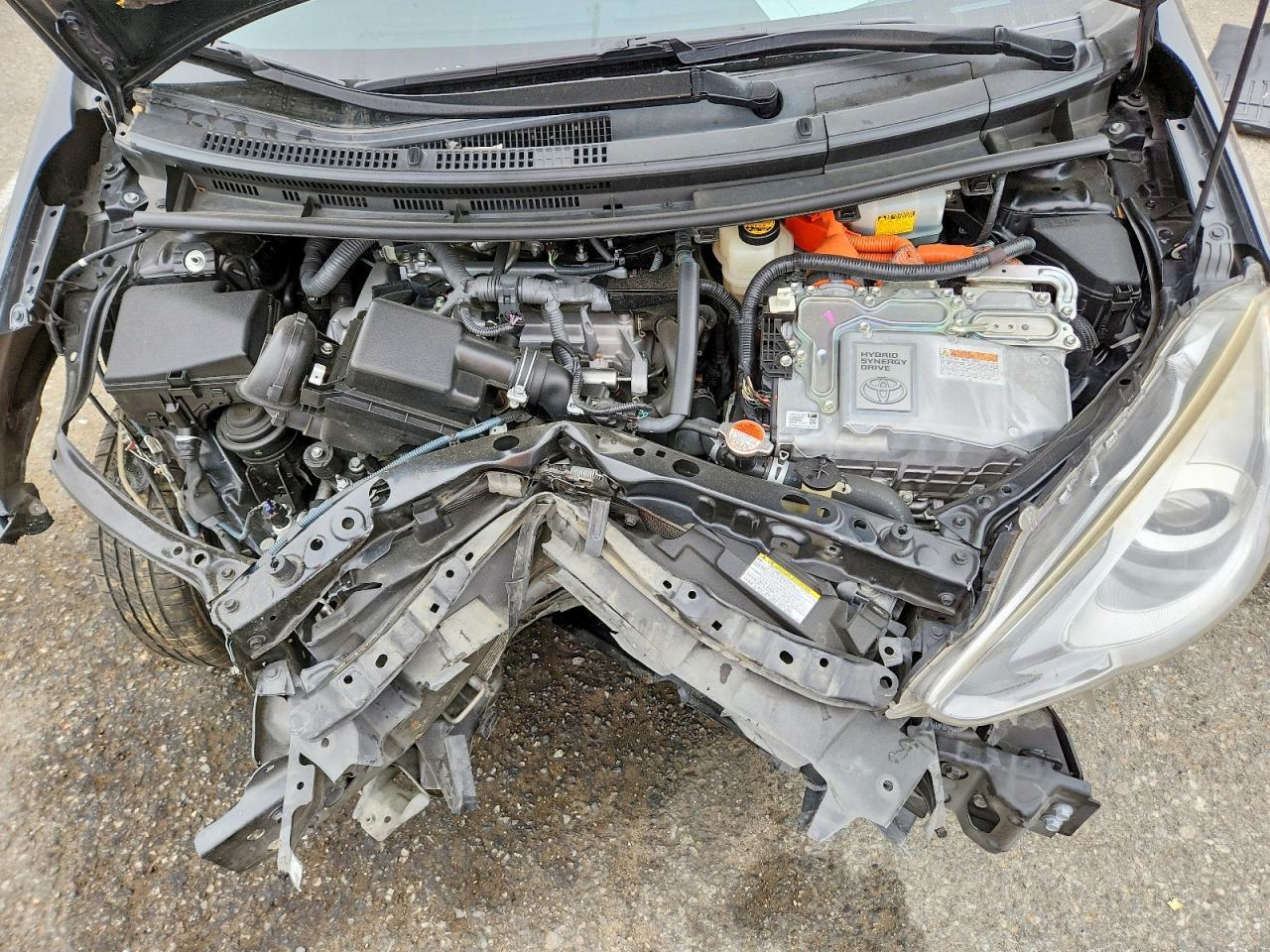 2015 TOYOTA Prius c