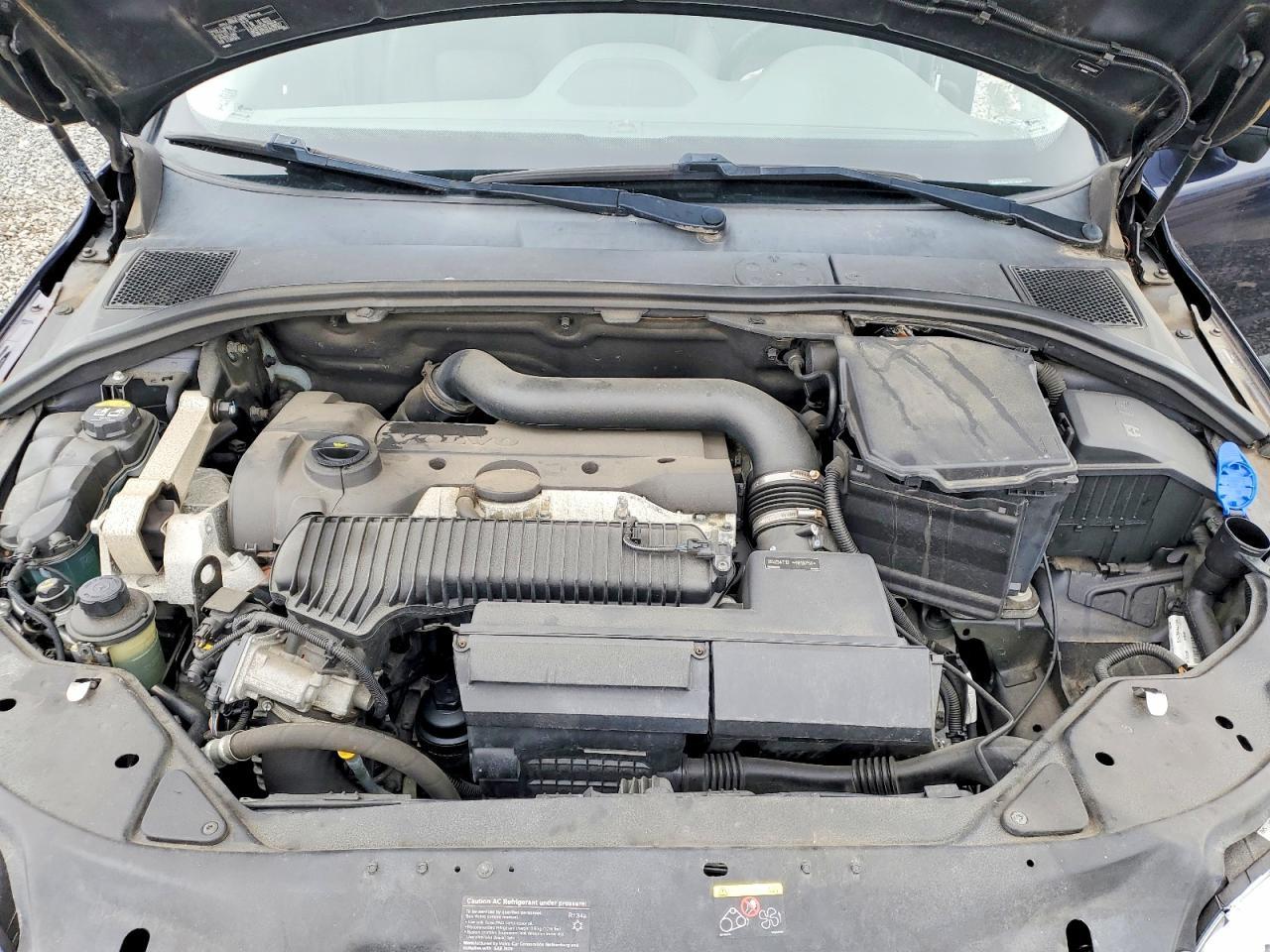 2016 VOLVO XC70