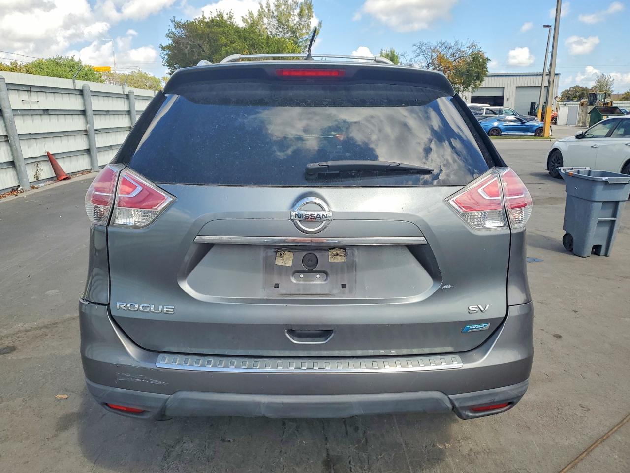 2014 NISSAN ROGUE