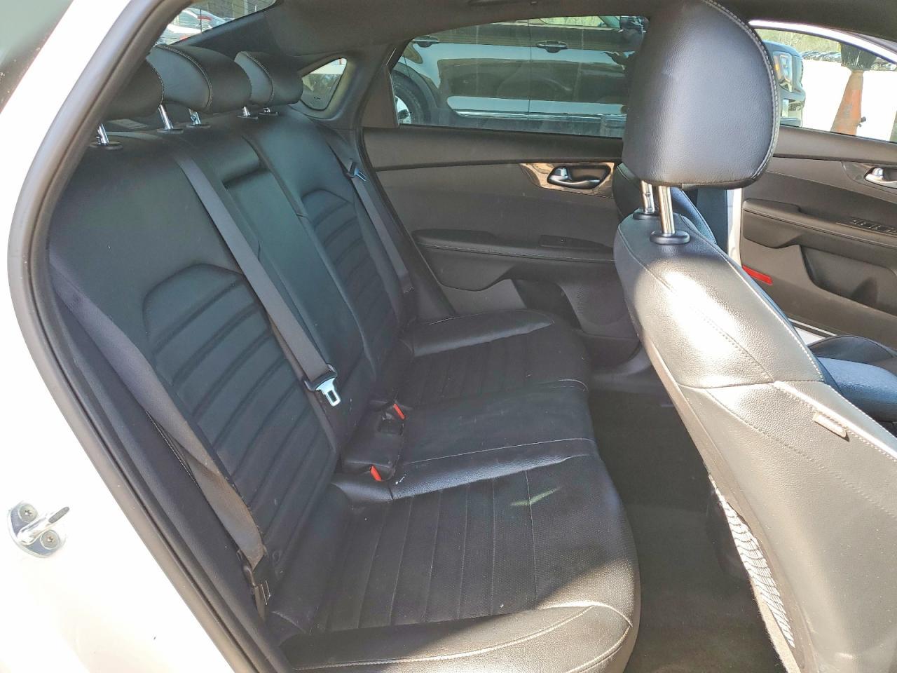 2022 KIA FORTE