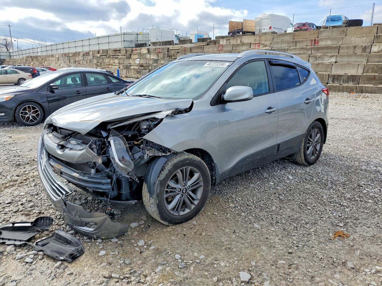 2015 HYUNDAI TUCSON