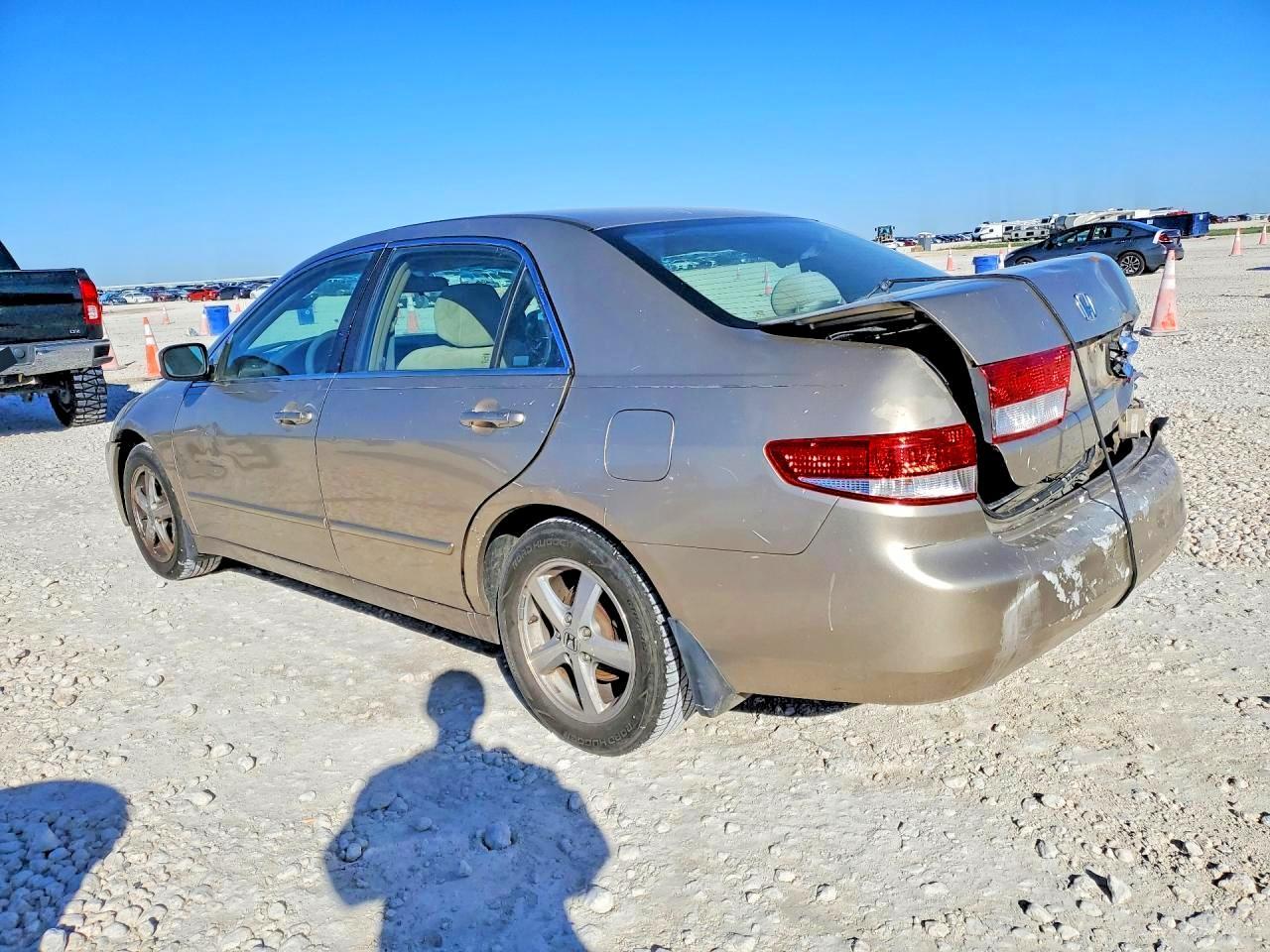 2004 HONDA ACCORD