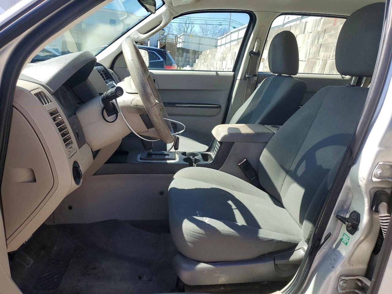 2009 FORD ESCAPE