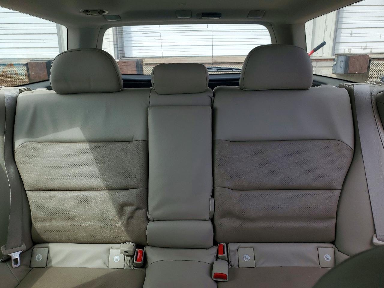 2006 SUBARU Outback
