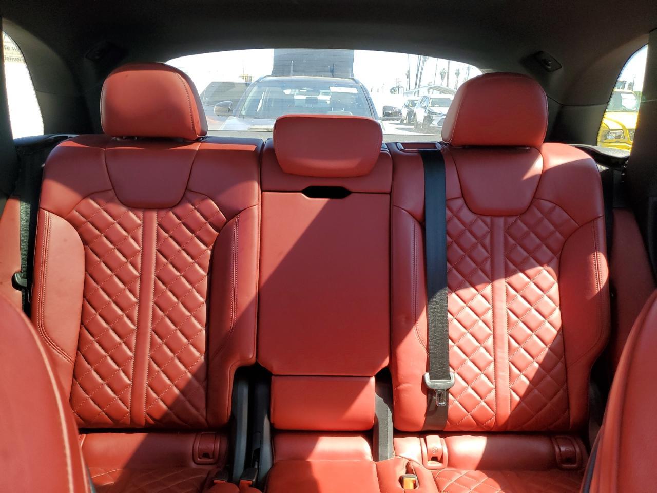 2020 AUDI SQ5