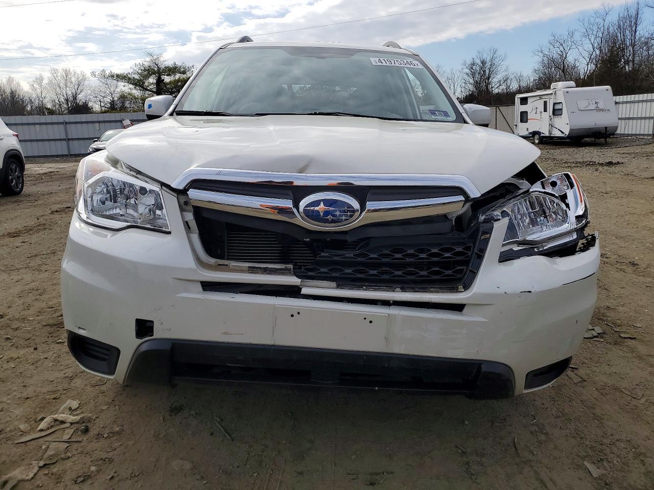 2016 SUBARU FORESTER