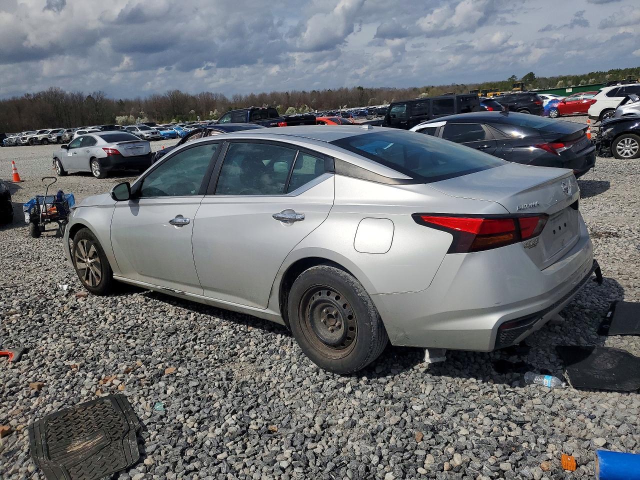 2020 NISSAN ALTIMA