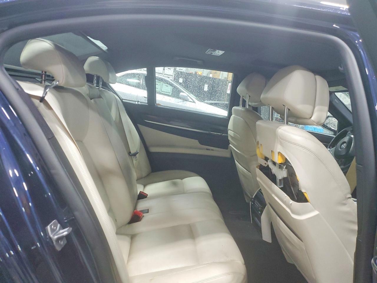 2013 BMW 7 series