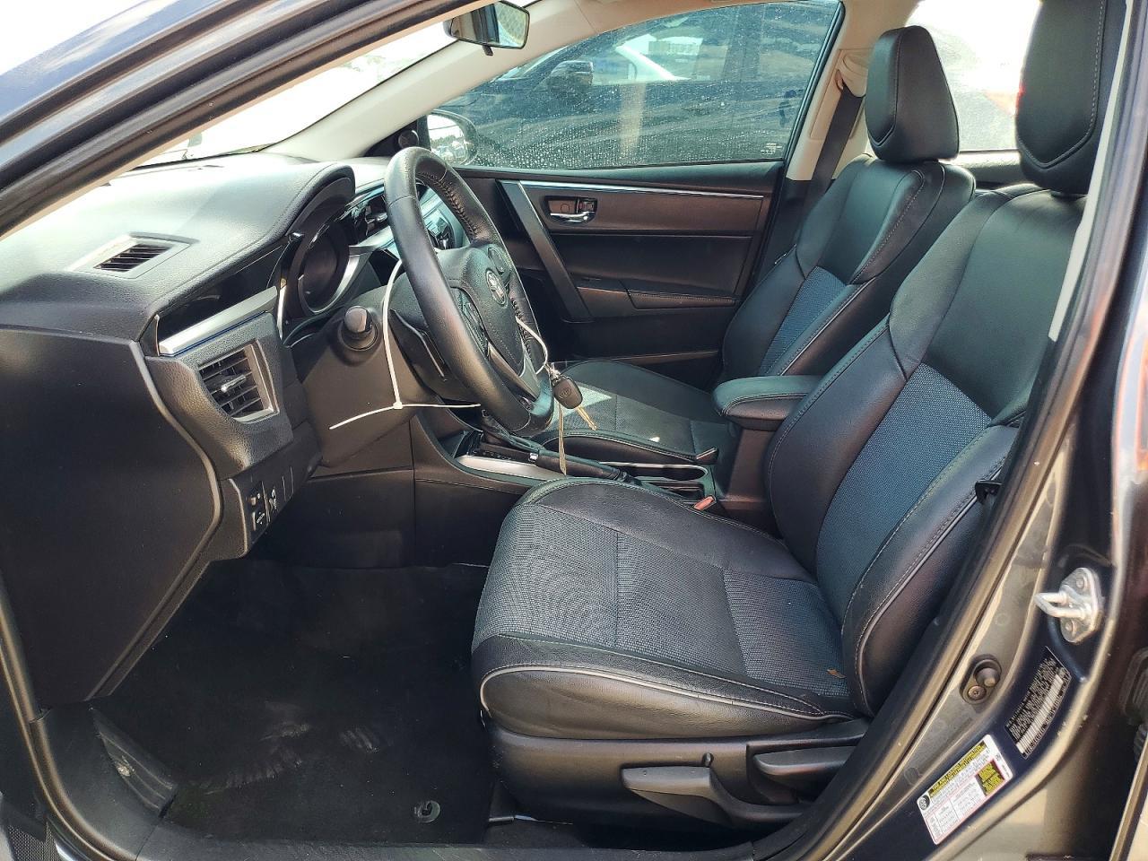 2015 TOYOTA COROLLA