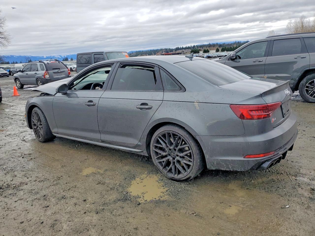 2019 AUDI S4