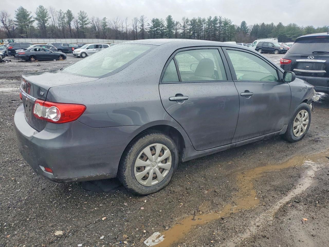 2011 TOYOTA COROLLA