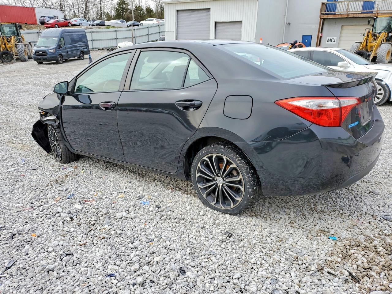 2015 TOYOTA COROLLA