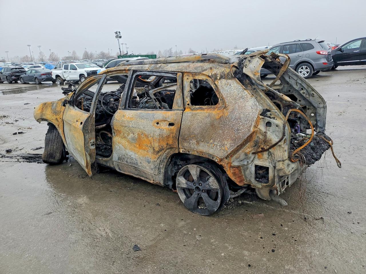 2023 JEEP CHEROKEE