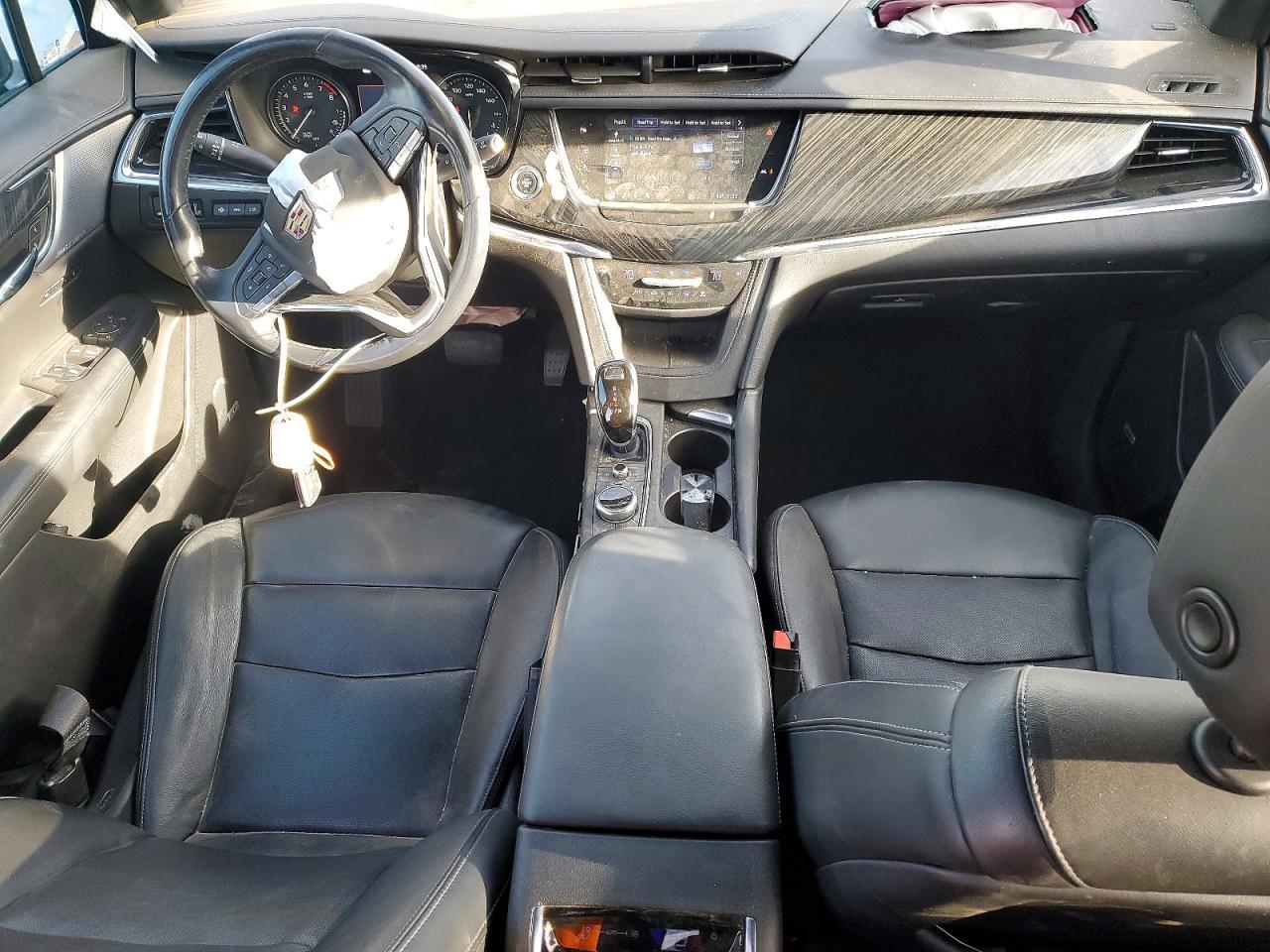 2020 CADILLAC XT6