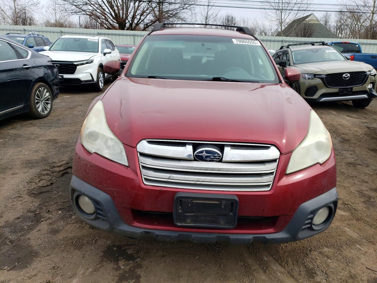 2014 SUBARU Outback