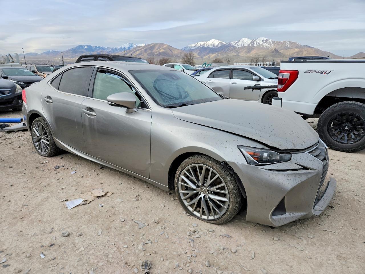 2017 LEXUS IS 300