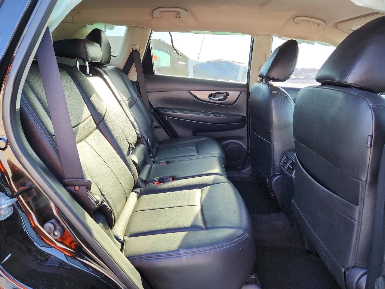 2015 NISSAN ROGUE