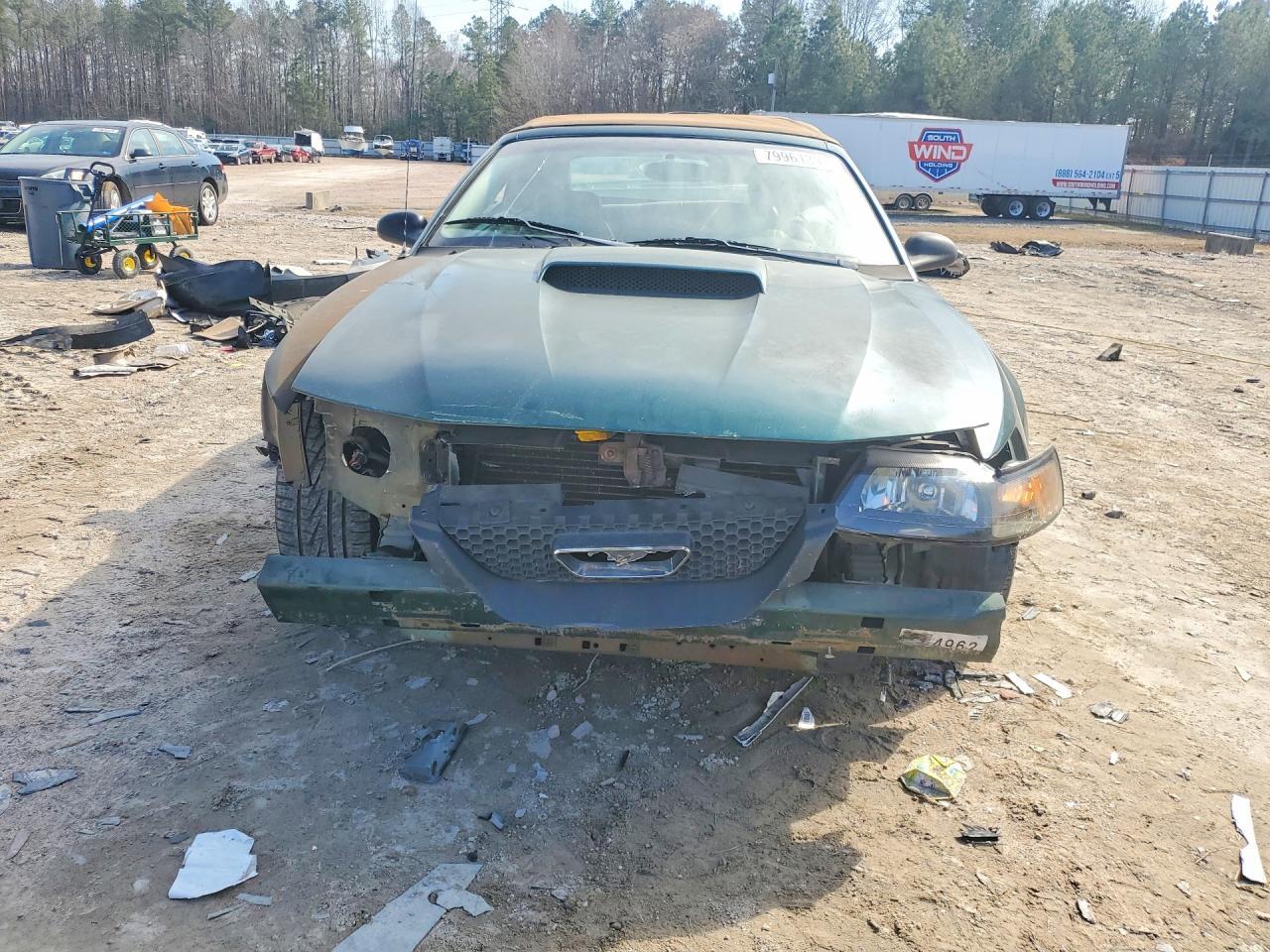 2002 FORD MUSTANG