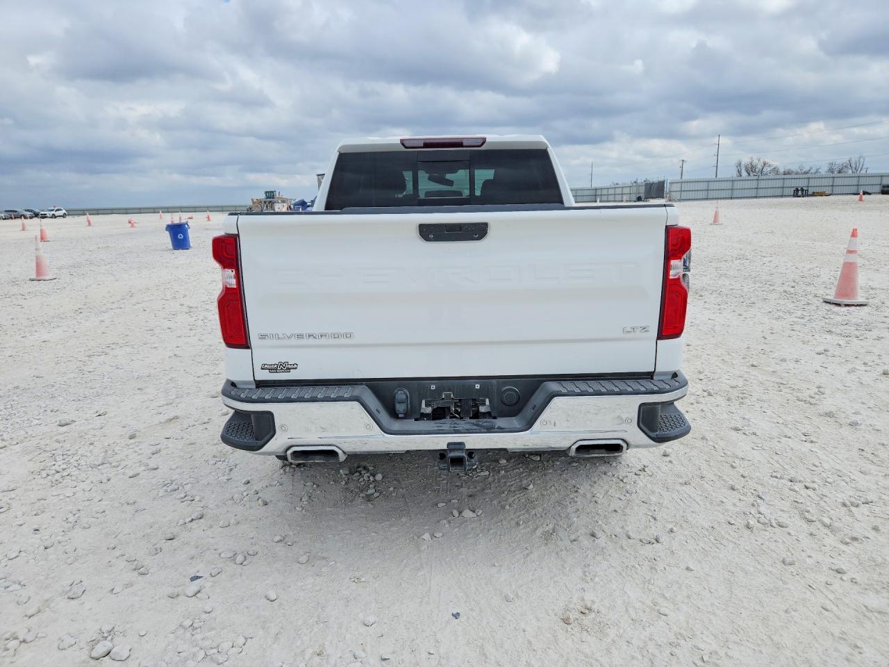 2021 CHEVROLET Silverado