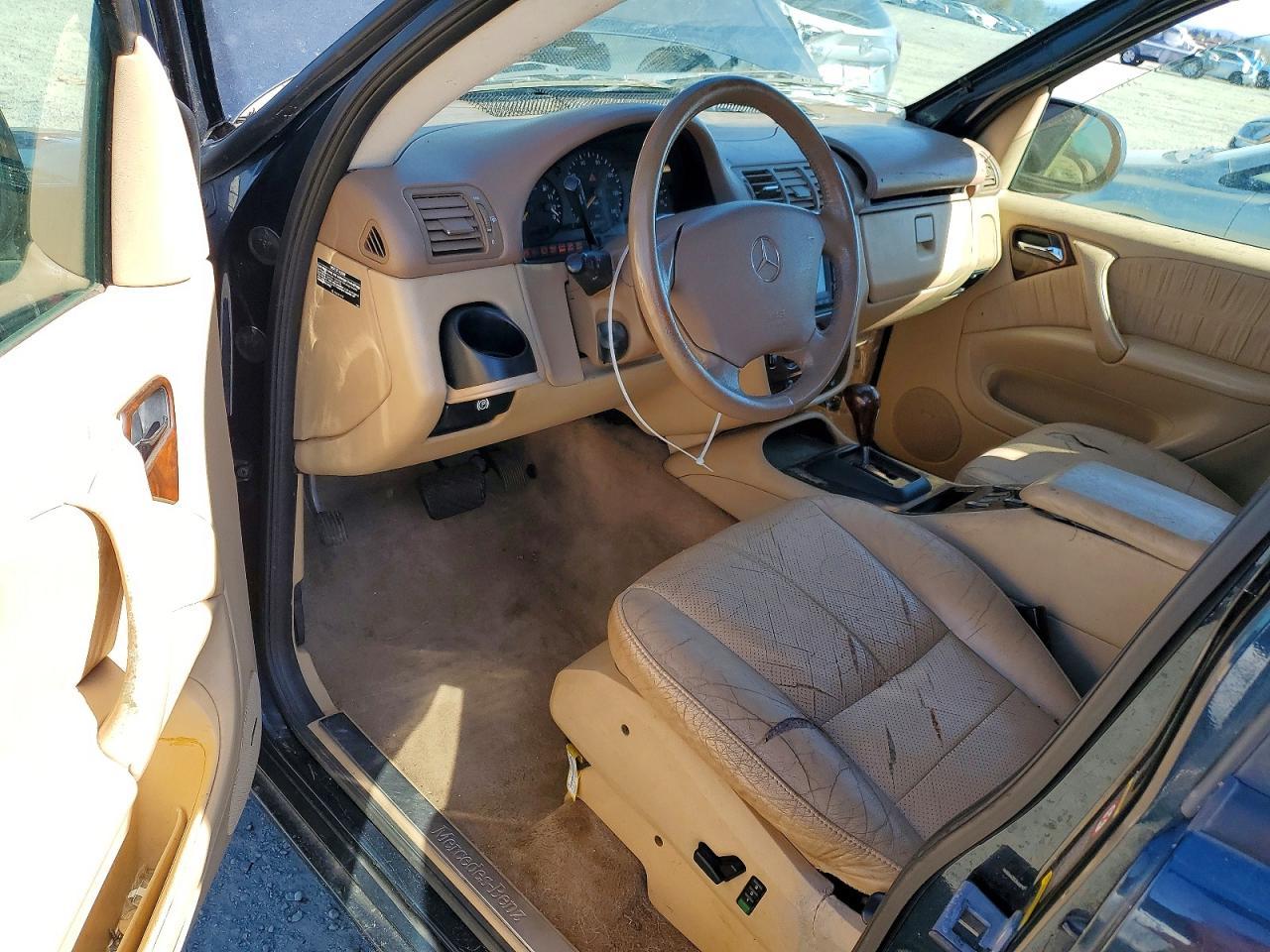 2001 MERCEDES-BENZ ML-Class