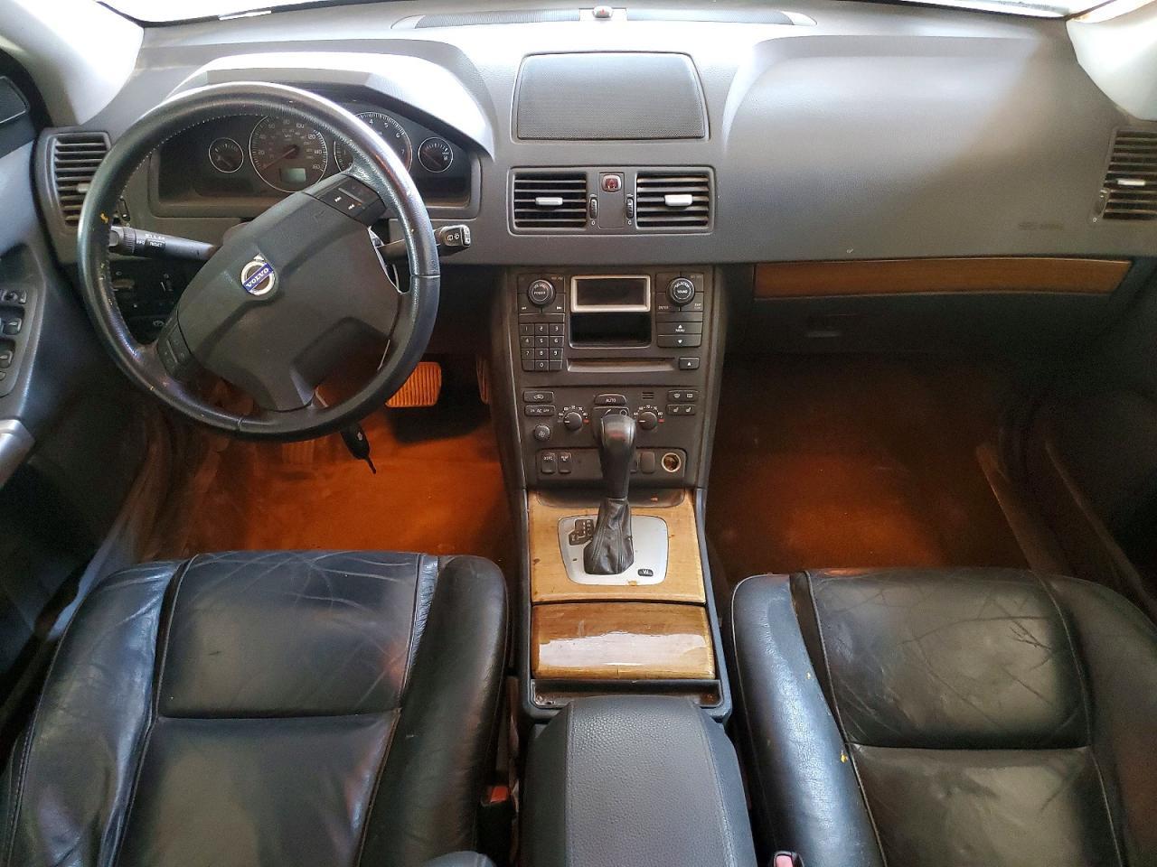 2005 VOLVO XC90