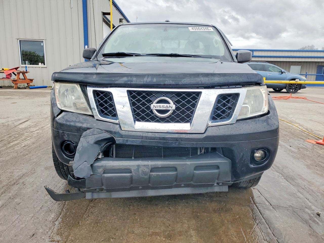 2016 NISSAN Frontier