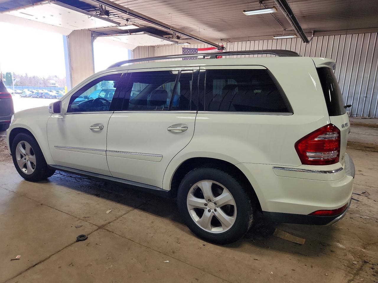 2011 MERCEDES-BENZ GL-Class