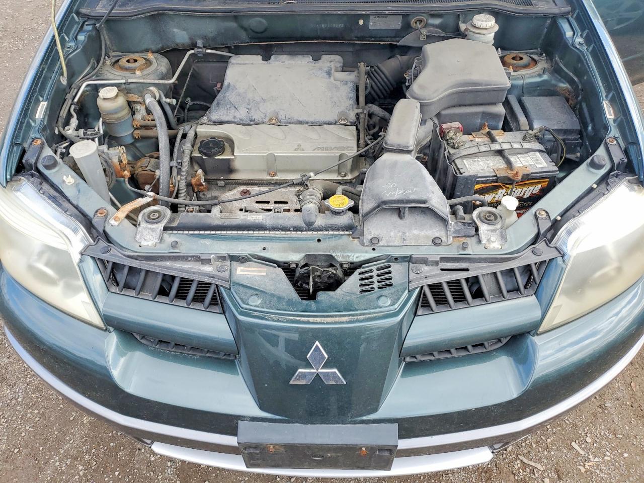 2005 MITSUBISHI outlander
