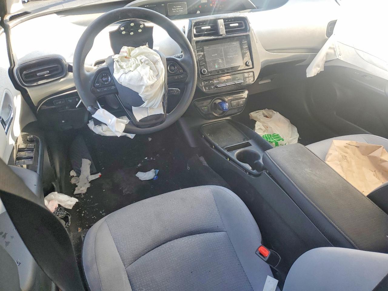2022 TOYOTA PRIUS