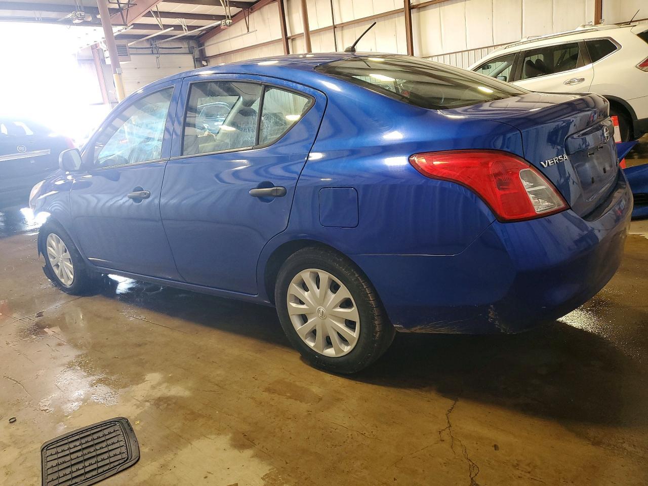 2012 NISSAN VERSA