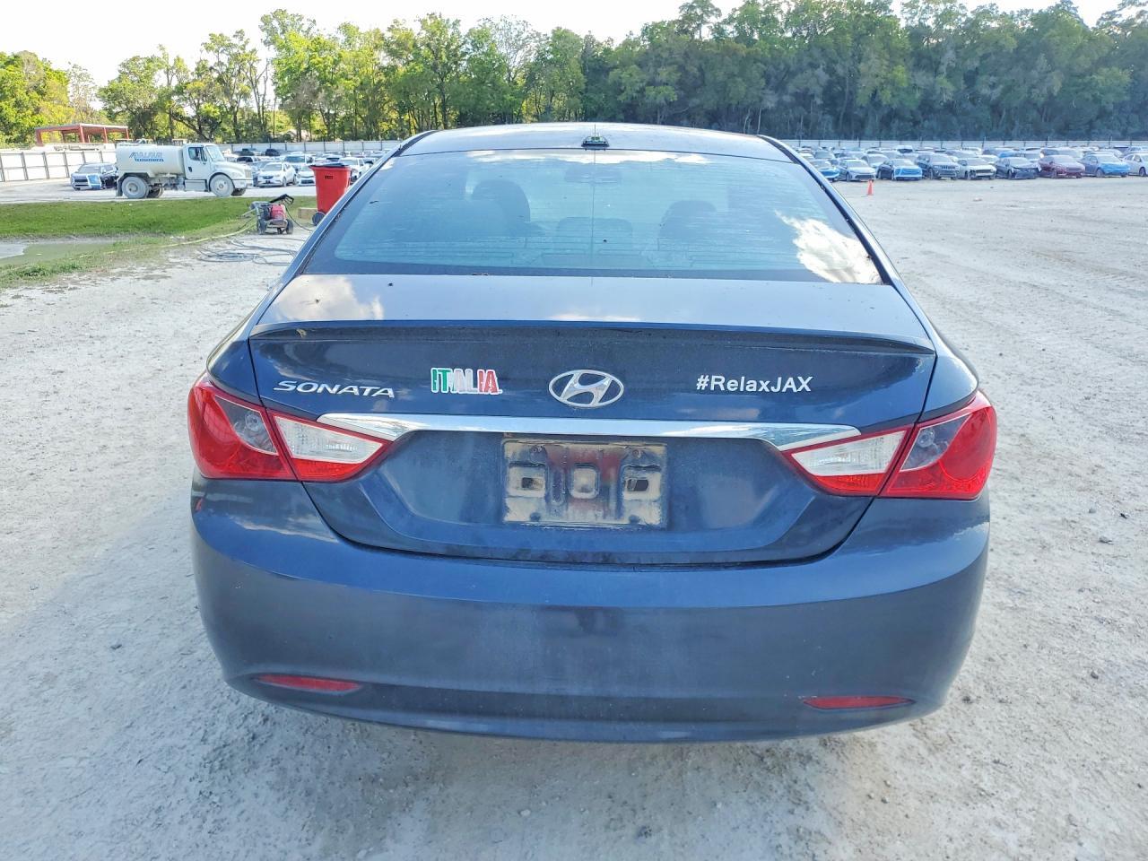 2013 HYUNDAI SONATA