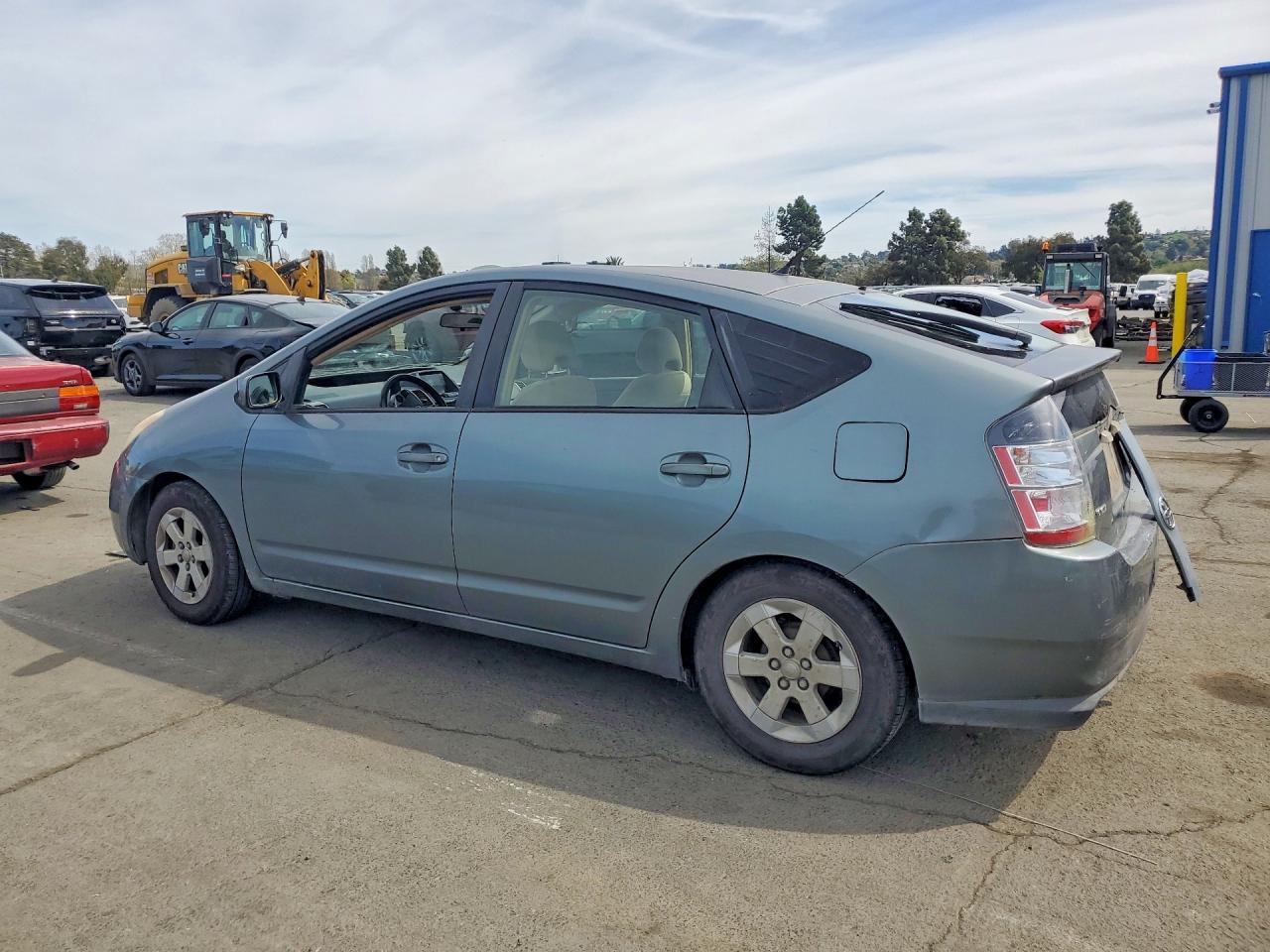 2004 TOYOTA PRIUS