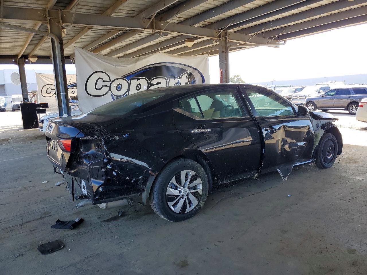 2022 NISSAN ALTIMA