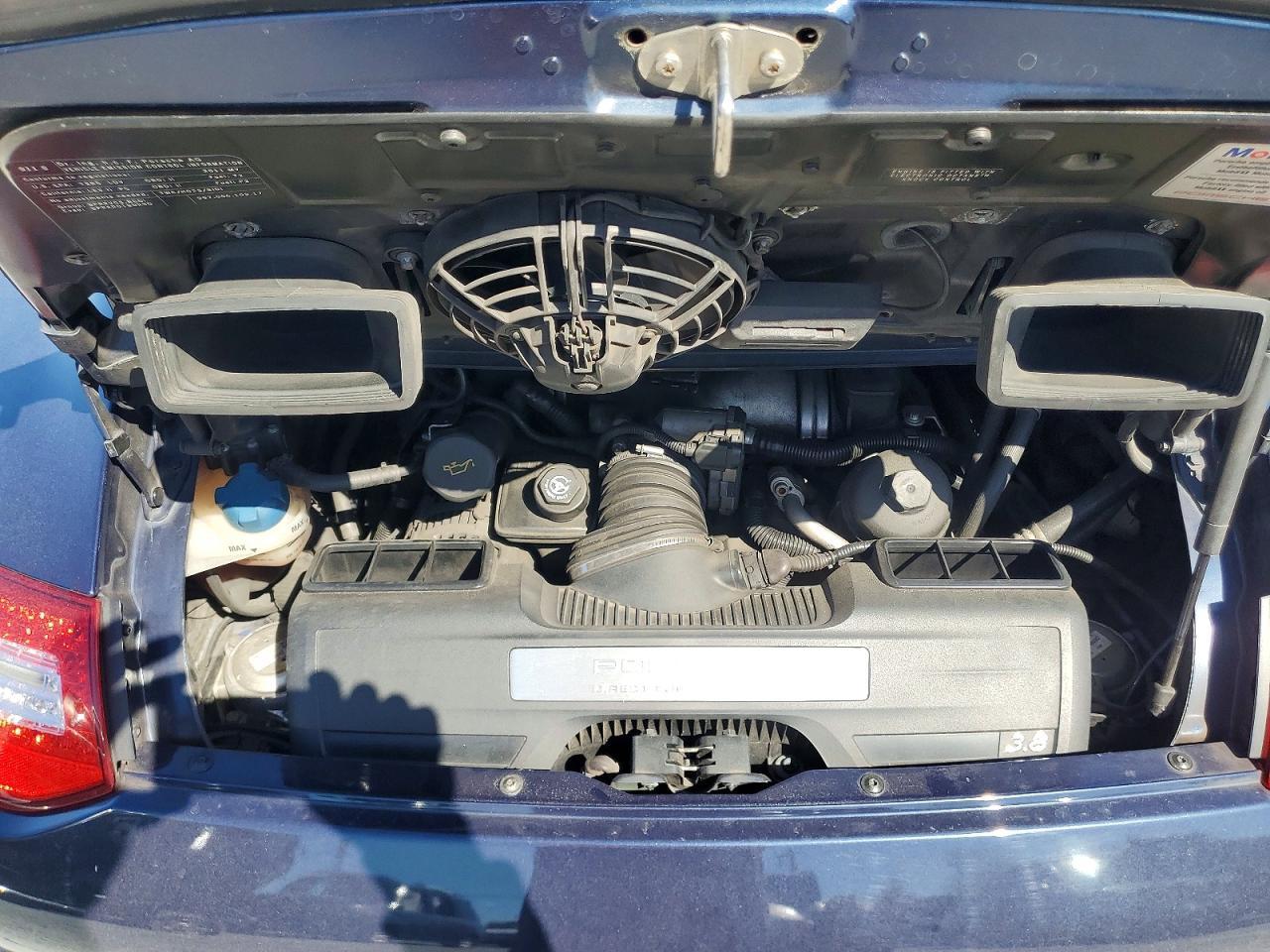 2011 PORSCHE 911