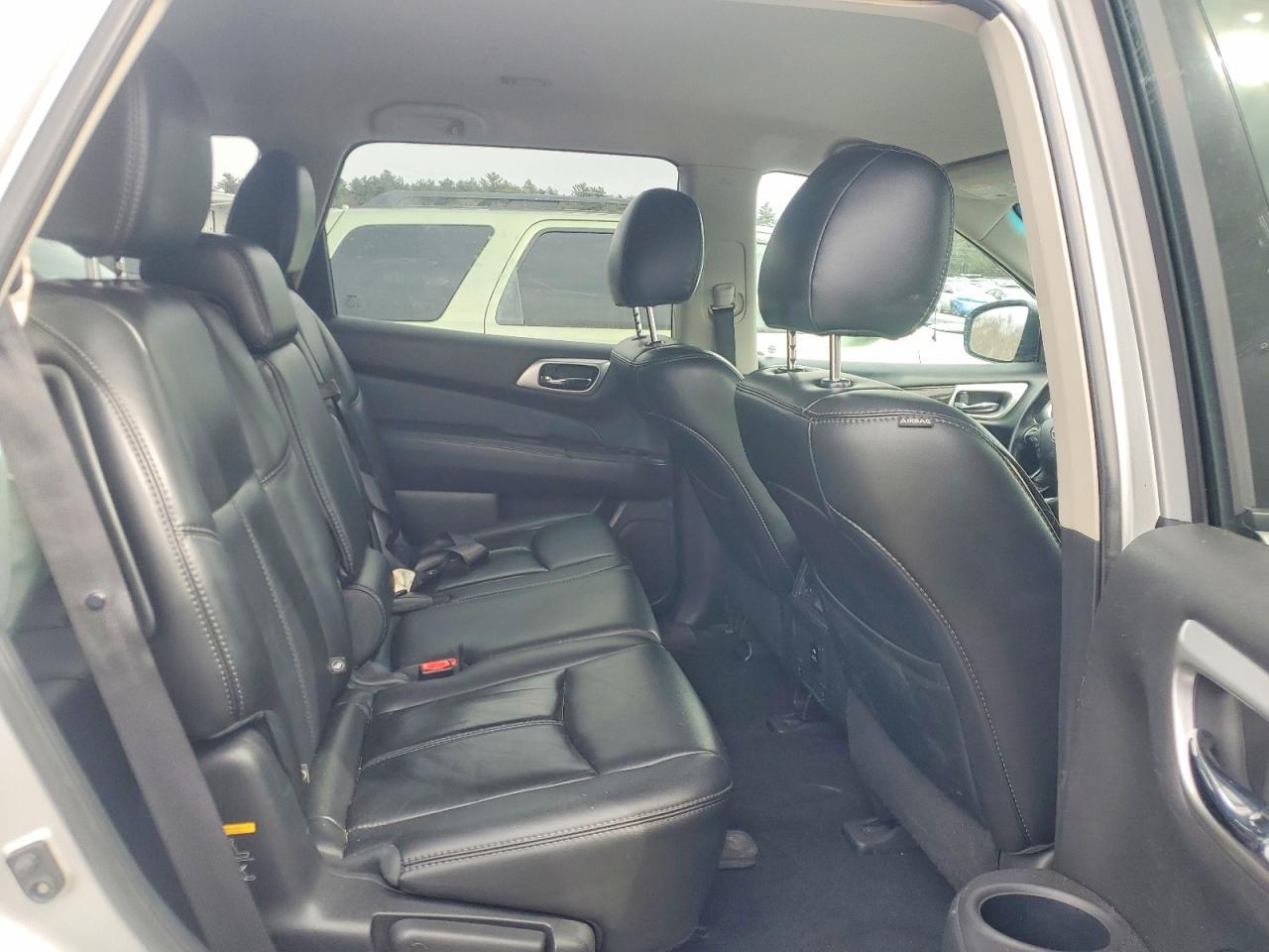 2016 NISSAN PATHFINDER