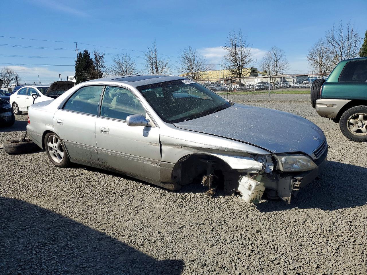 2000 LEXUS Es 300