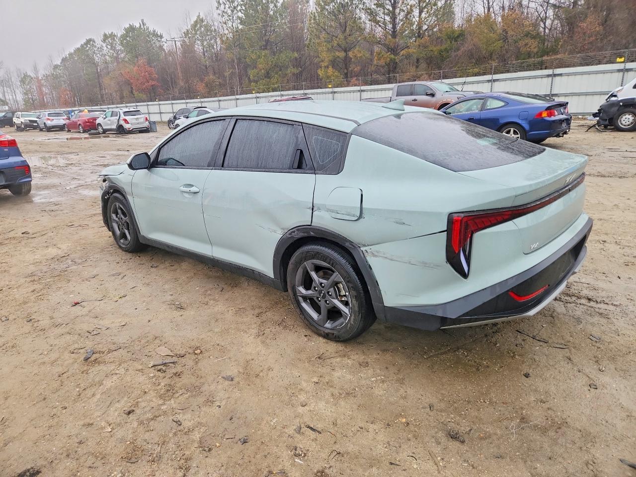 2025 KIA K4