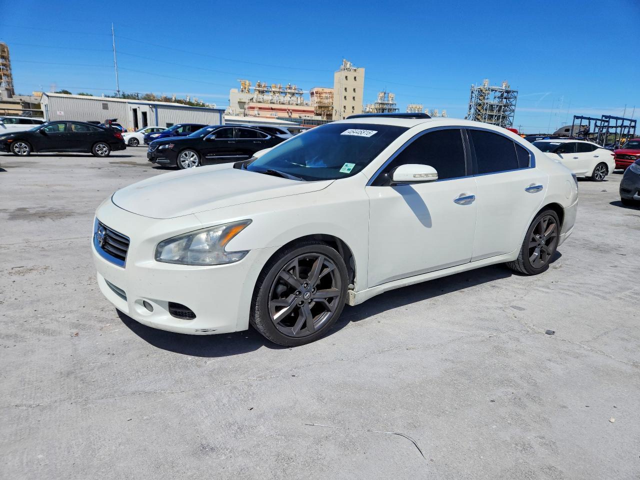 2014 NISSAN Maxima